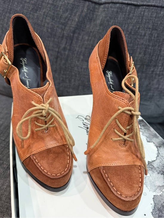 Elizabeth and James Shoes - Elizabeth and James Burnt Orange Suede Lace-Up Heeled Oxfords